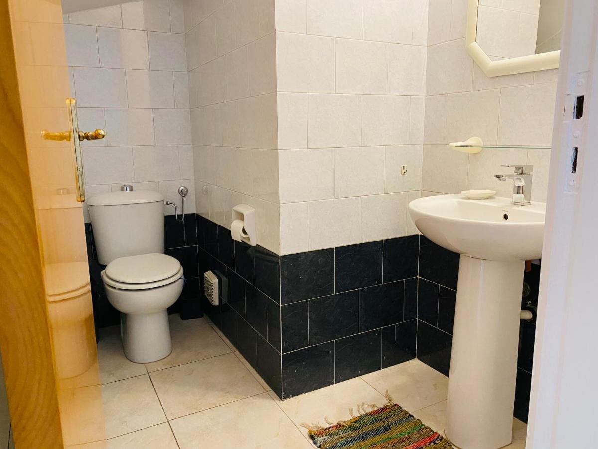 Gaia - 4 Bedroom House In Larnaca Exterior photo